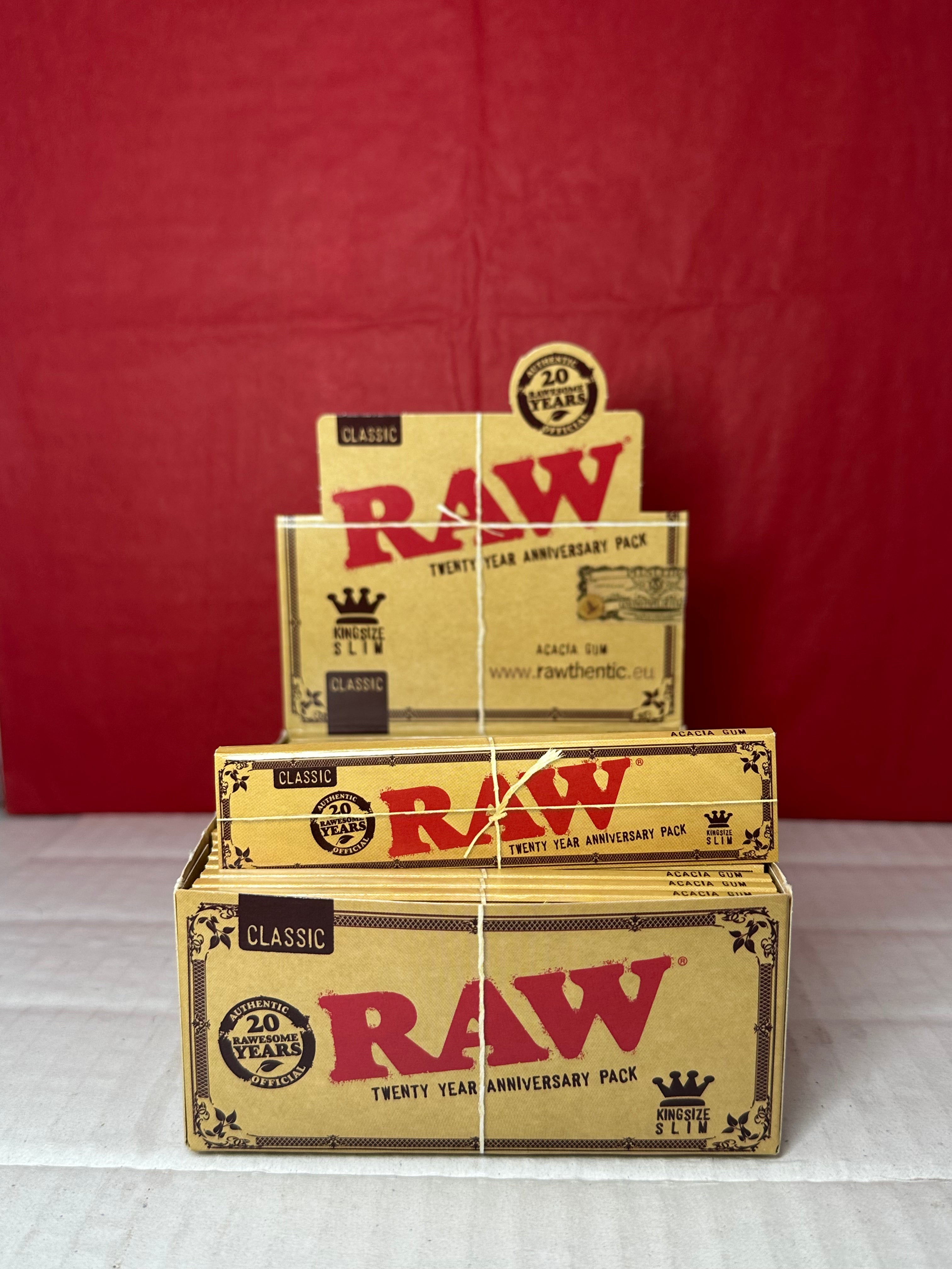 RAW classic rolling paper